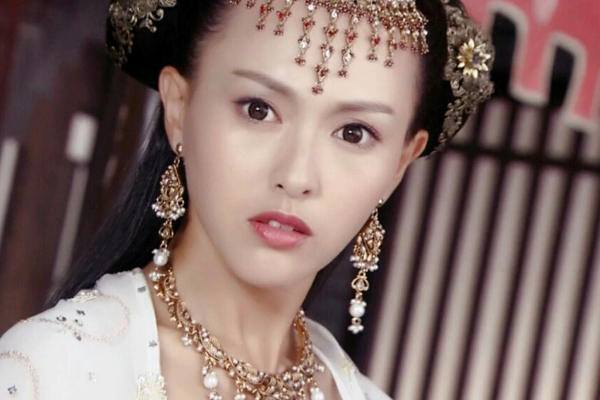 刘亦菲穿古装犹如仙女下凡,还有谁穿古装最有气质?