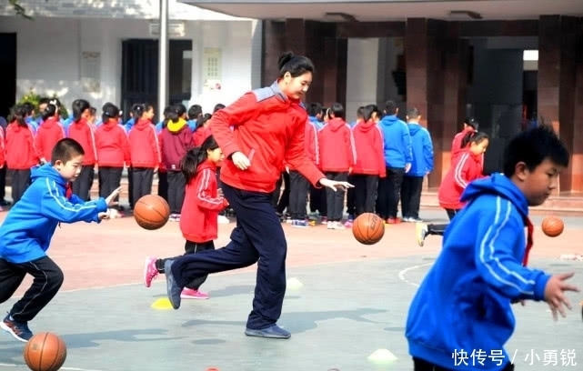 姚明詹姆斯身高