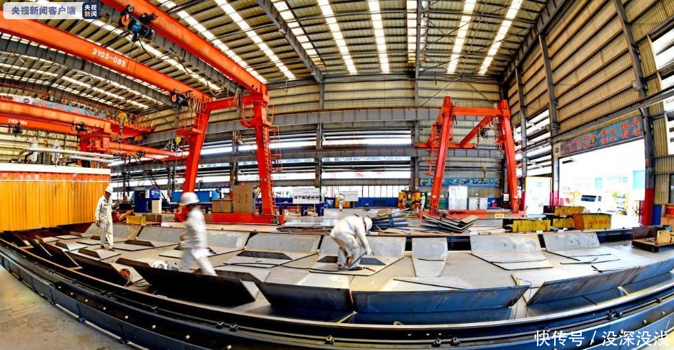我国首艘自主建造航空母舰