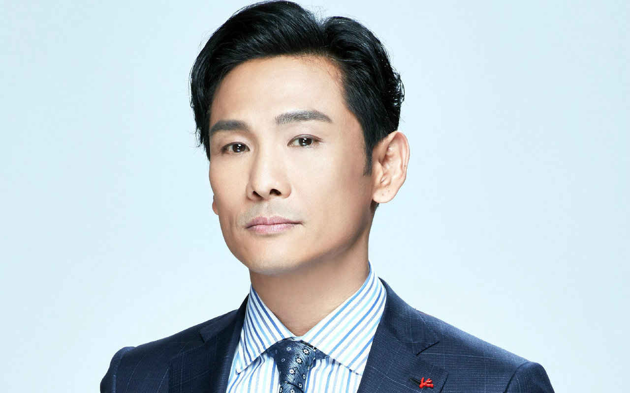 【杜德伟】情人  b>滚石30周年演唱会 现场版 /b>