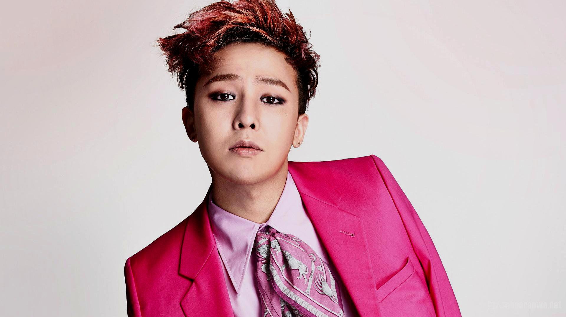  b>权志龙演唱 /b>会现场 b>视频 /b> 好听到爆炸 一起欣赏吧