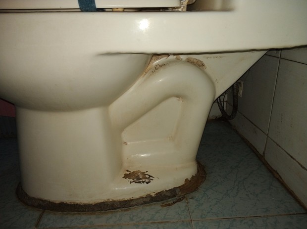 不拆旧马桶怎么测量坑距