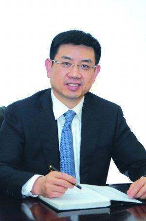 黄立的人物经历