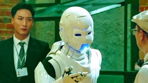 澳门风云3:女机器人奀妹长得很美,伟强瞬间心动,疯狂流鼻血!