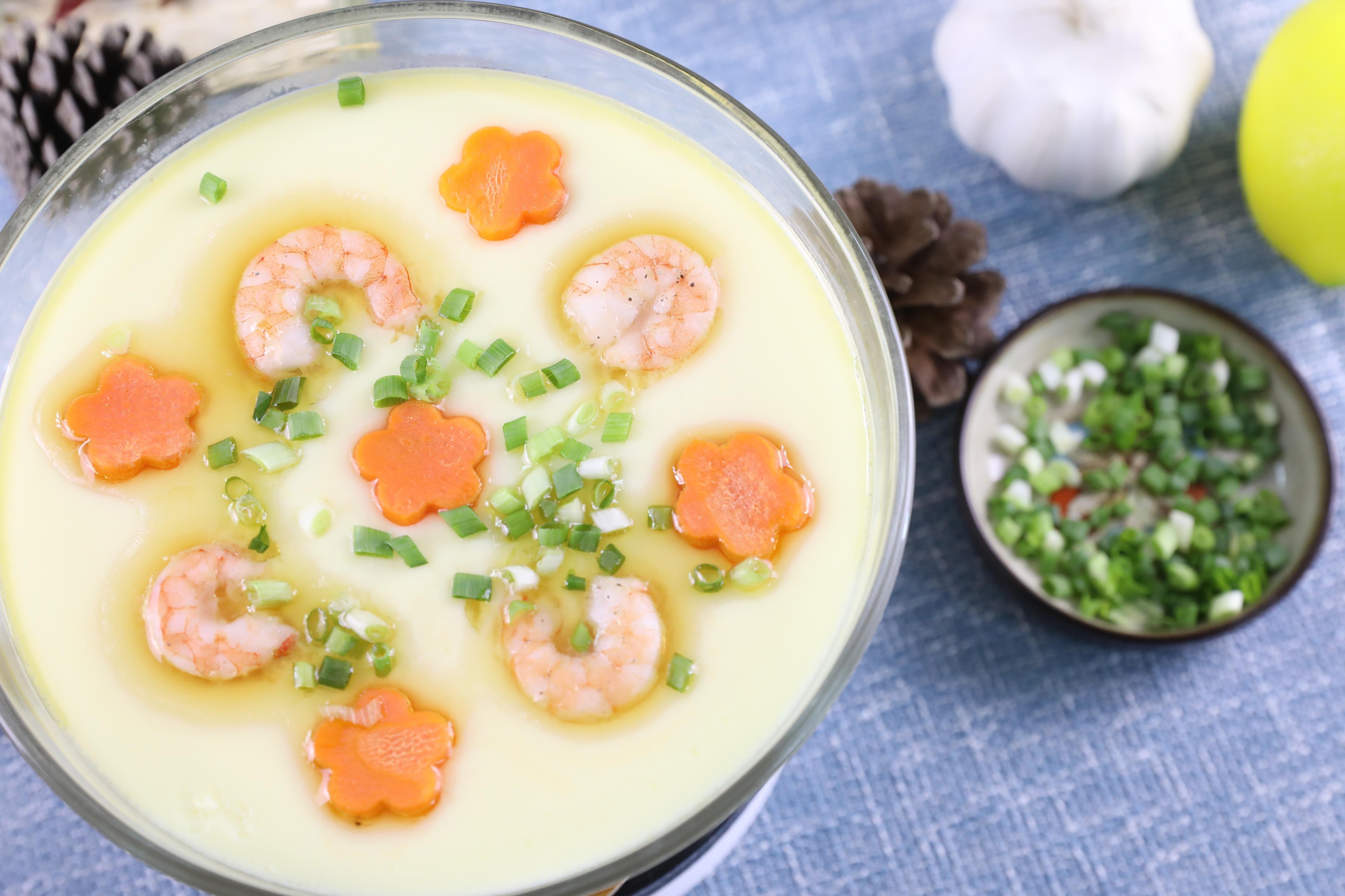 视频:2018第4集「 水晶虾仁蒸蛋」家里立马可以做哦,想吃我做给你吃!