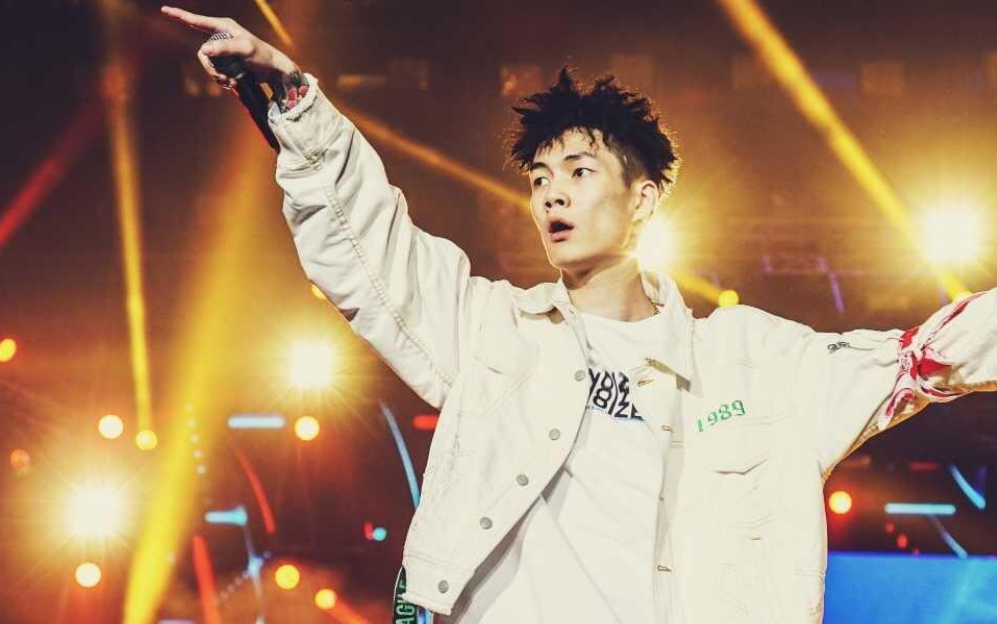 【battle】aka贝贝vs金熙宇(完整版)对不起我来晚了_bilibili