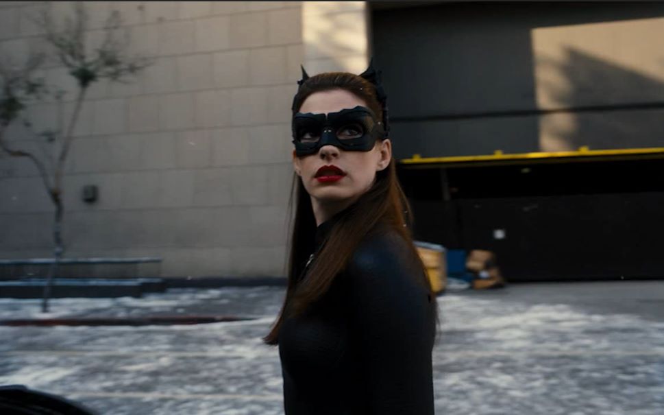  b>蝙蝠侠黑暗骑士 /b>崛起猫女视频剪辑,everything i need配乐