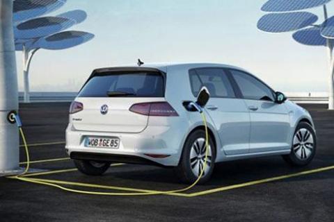 一,插电式混合动力汽车(plug-in hybrid vehicle,简称phv)是一种新型