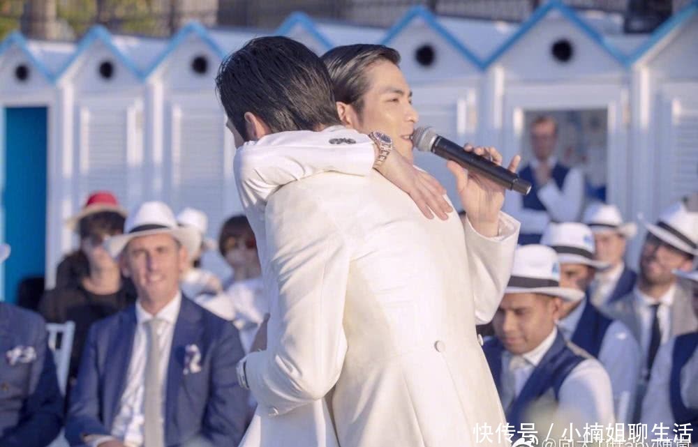 婚礼现场曝光新娘