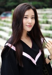 花非花雾非雾邵萱的扮演者是鲍天琦