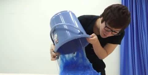 史莱姆不用硼砂水和剃须泡怎么做