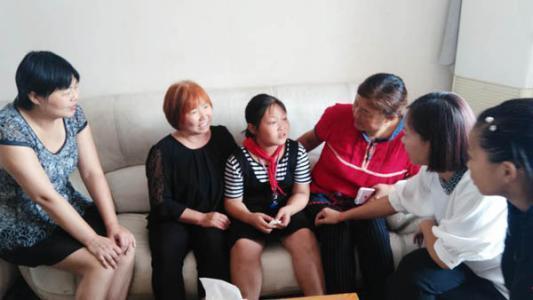 打听一下鹤壁湘江中学的一个女老师