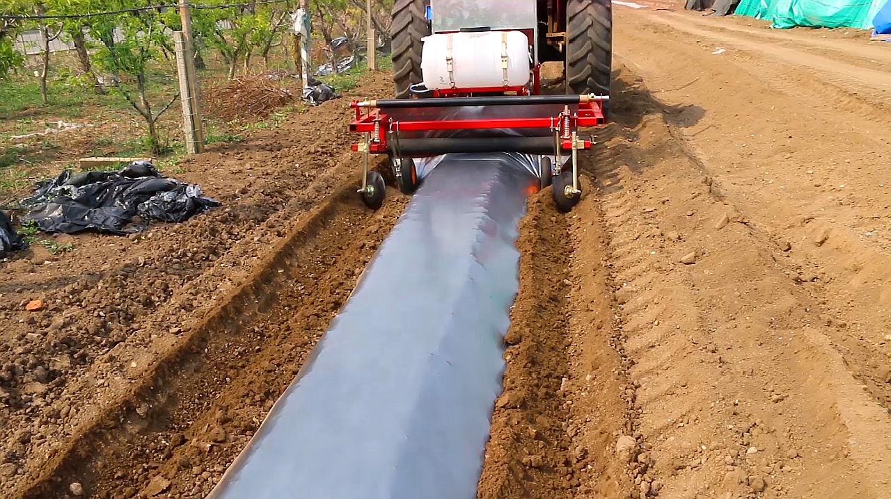 b>小型红薯起垄 /b>铺膜机