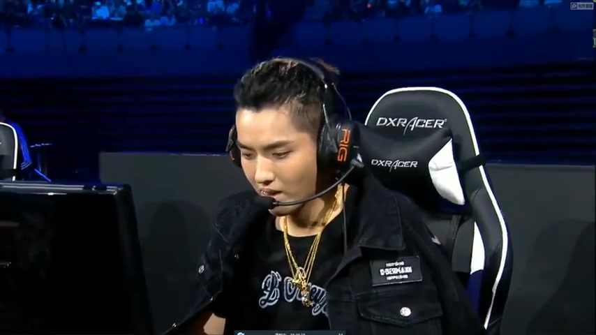 吴亦凡 pg one 英雄联盟6周年明星赛cut
