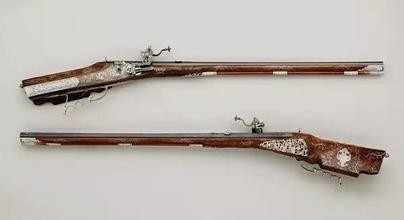 但燧发枪开始登场了  时间:17世纪下半页到19世纪初期