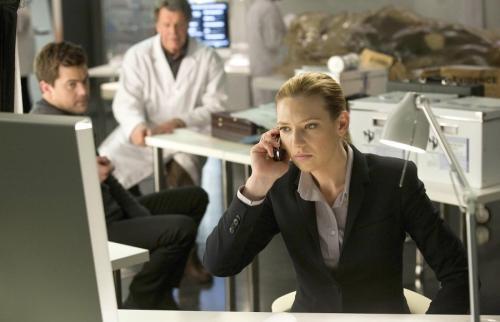 危机边缘第二季变形人查理