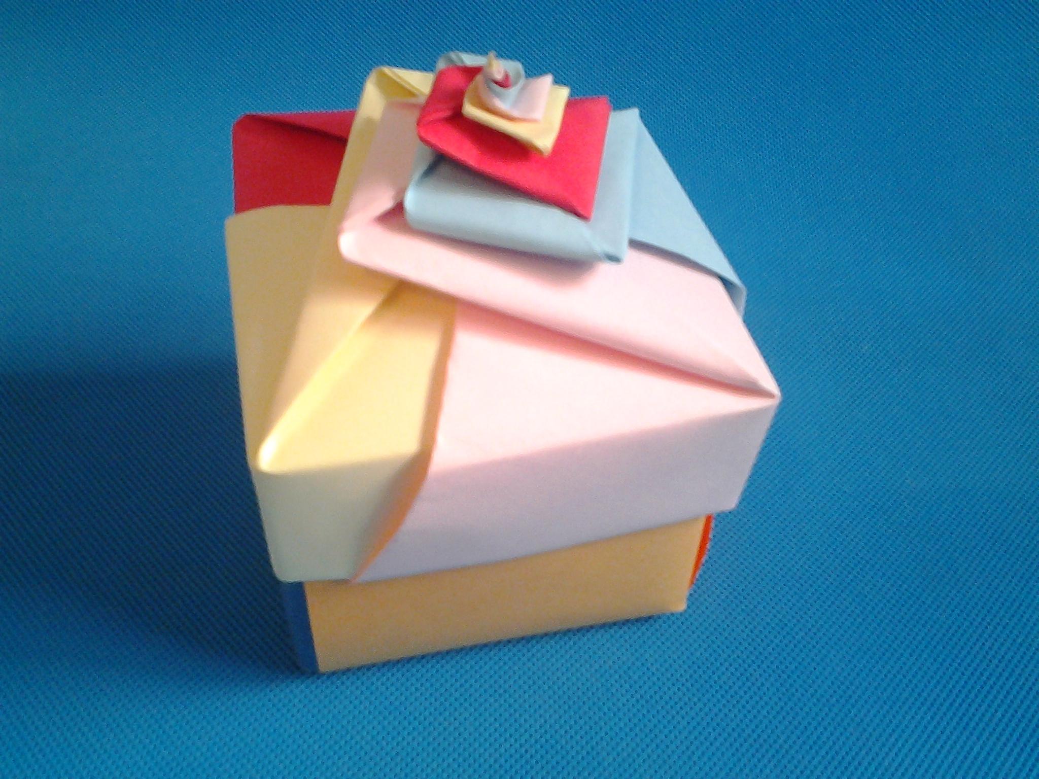 折纸礼物盒简单又漂亮图片