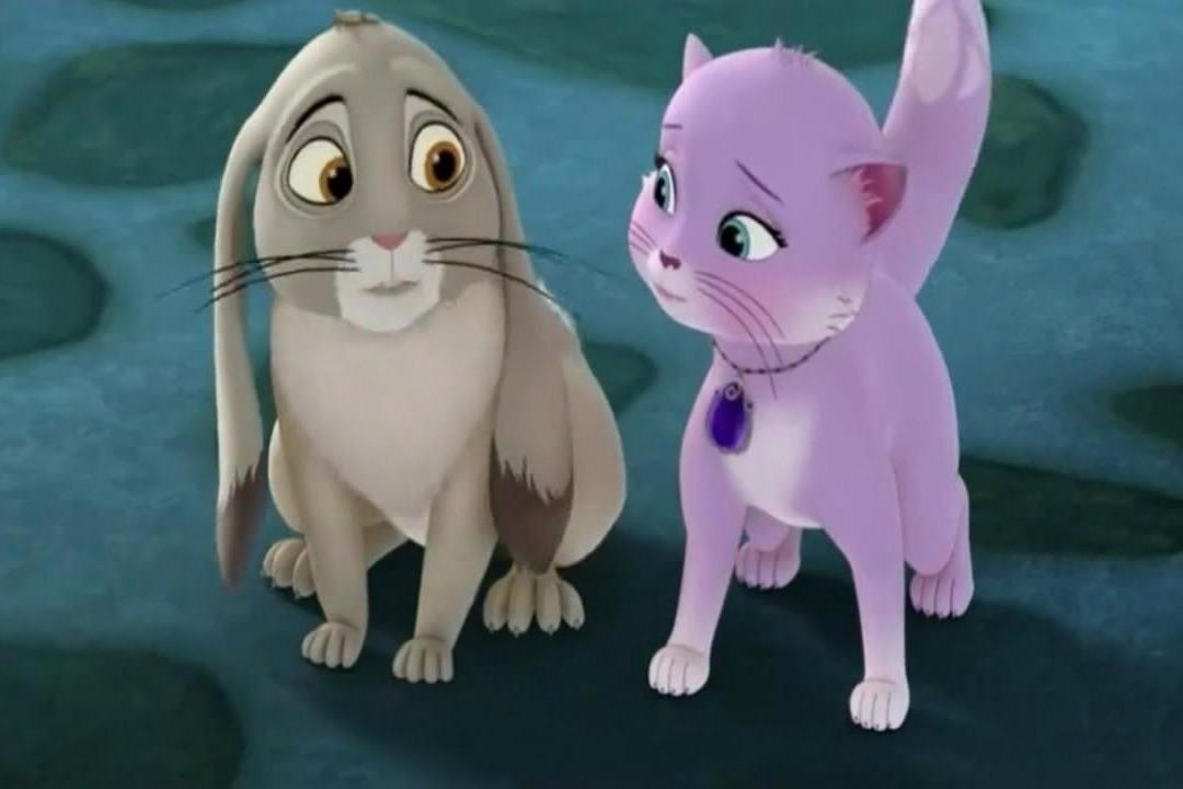 视频- 小公主苏菲亚: 苏菲亚被安柏变成了猫,乌咪还要抢她的护身符!