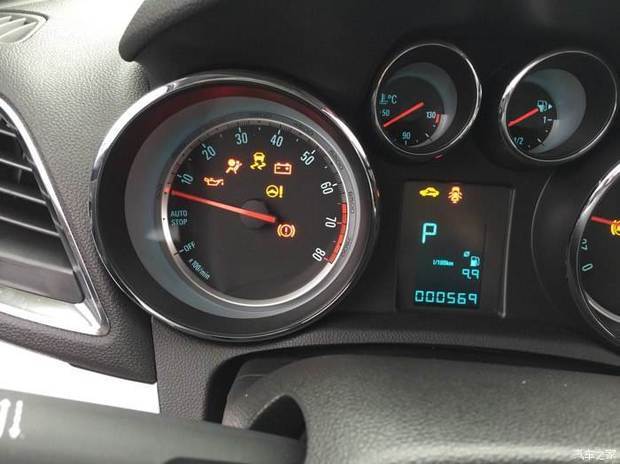 别克英朗仪表台上有个扳手灯,怎么取消,请教大师?