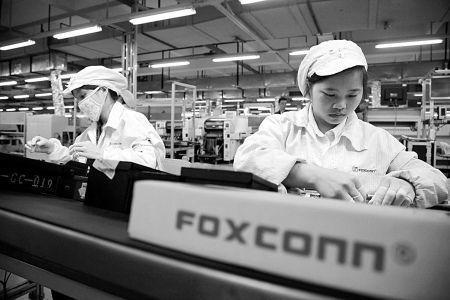 2017年成都富士康普工工资待遇怎么样,出去社