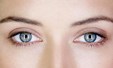 眉毛有两根很长的,是什么原因啊?