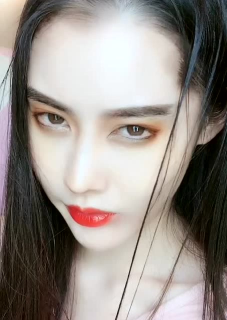 港风王祖贤仿妆实在太像了!有女神年轻时的风范