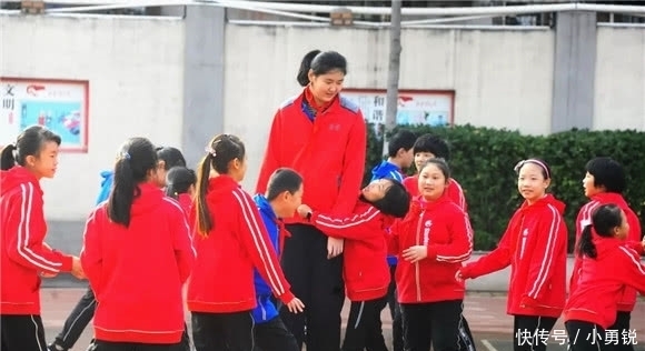 姚明詹姆斯身高