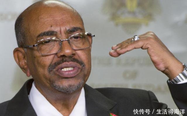 我国发射首颗卫星是