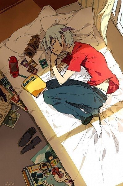 动漫少女侧躺样子