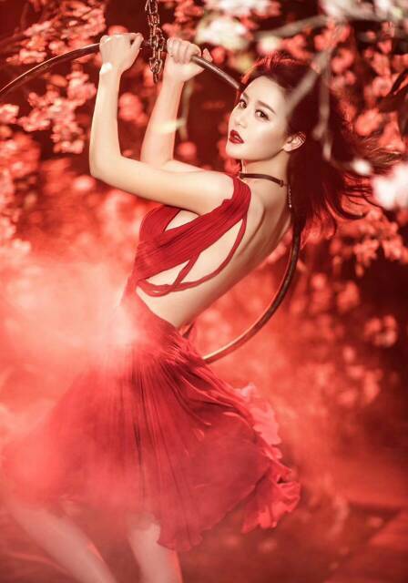 《胭脂》沈兰兰是谁演的,沈兰兰饰演者邱璐