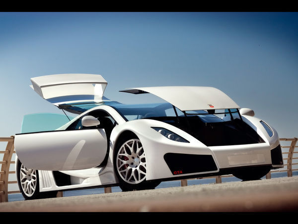 这车是西班牙超跑gta spano 在西班牙,有一家叫做gta的公司一直致力于