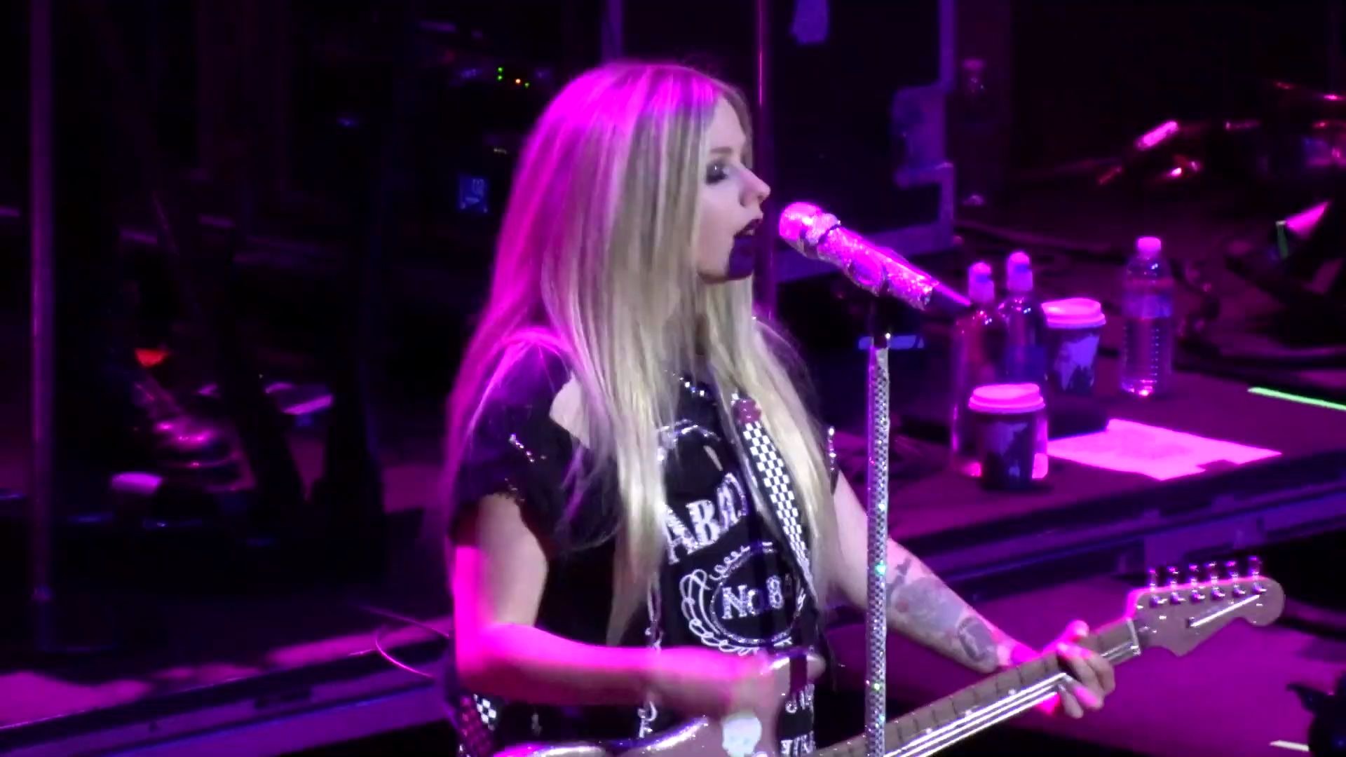 [图]【艾薇儿】Avril Lavigne-My Happy Ending (2019演唱会现场live), The Masonic, San Francisco