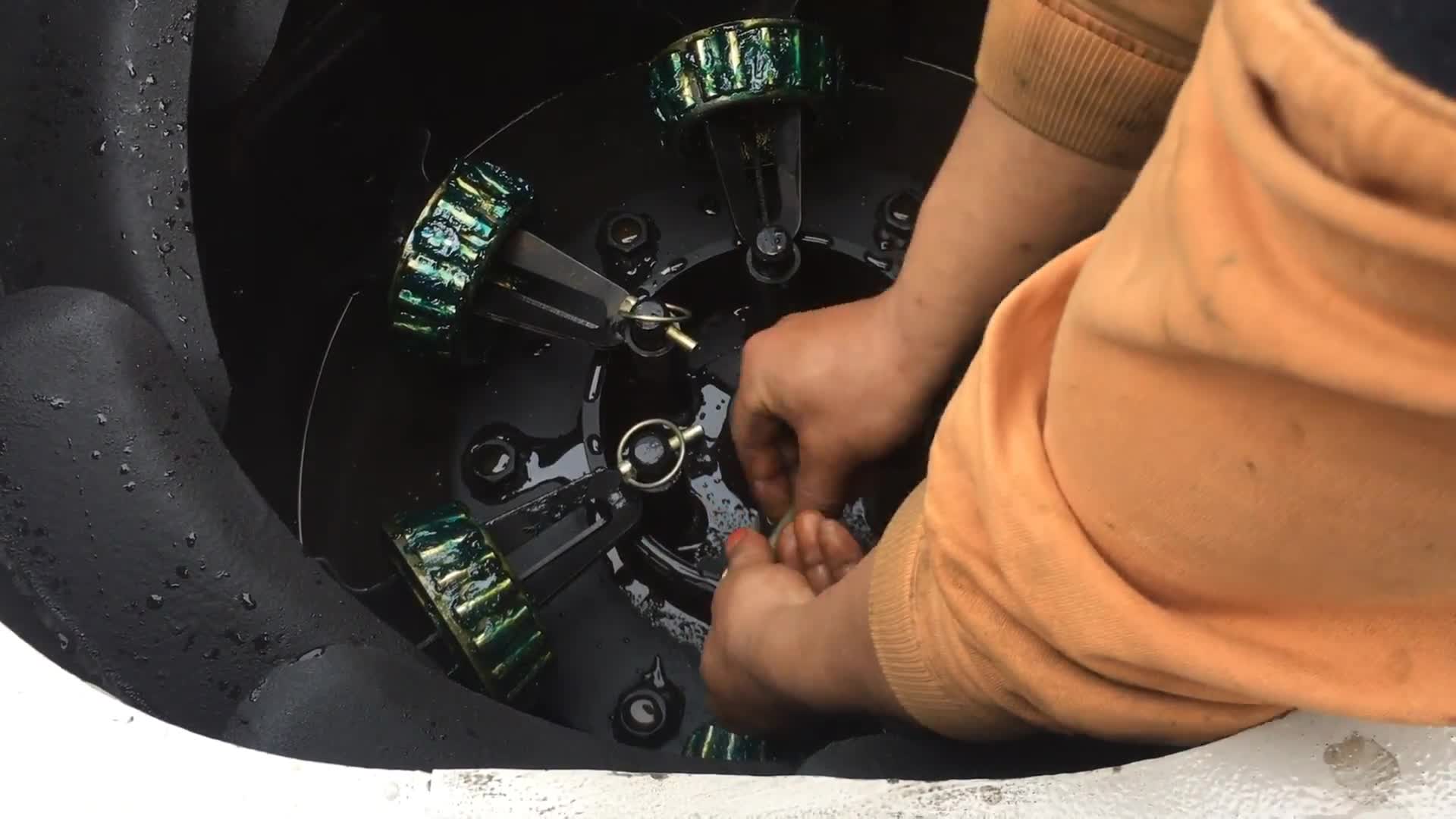 轴承清洗机全自动轴承清洗机挂车保轮专用清洗黄油