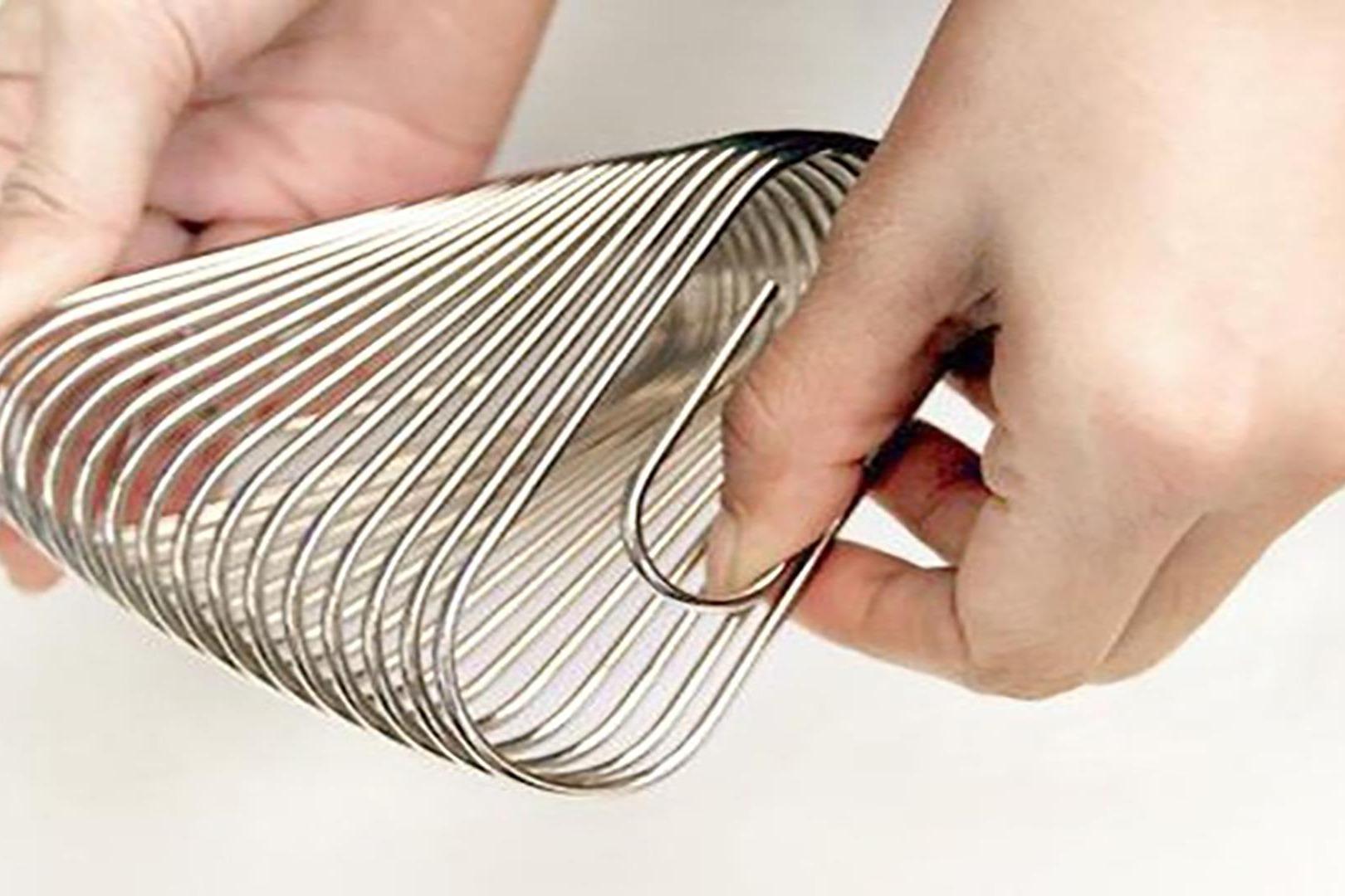 视频:百变回形针,生活中帮了你大忙