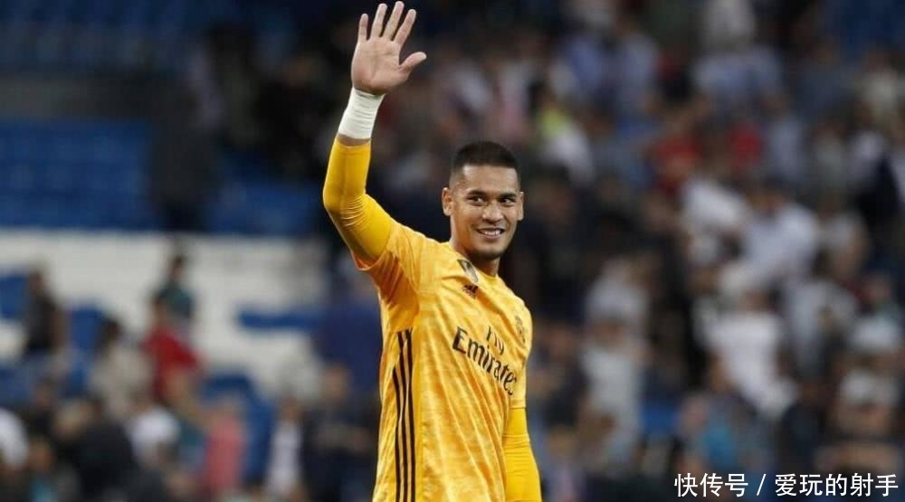 武磊进球后梅西