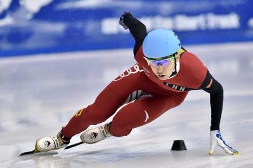 视频:冬奥会94年武大靖勇夺奥运金牌,这些人是中国人的骄傲!