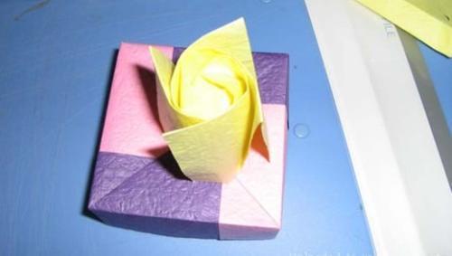 纸玫瑰花最简单的叠法步骤图