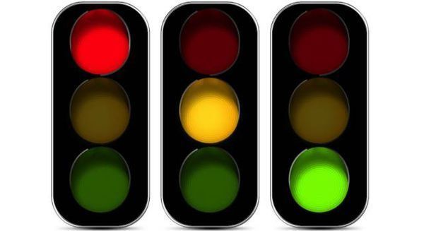 交通灯中的圆形红绿灯该怎么看?