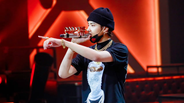 吴亦凡bad girl,高颜值偶像的90后硬实力,不是你对手,我被打脸