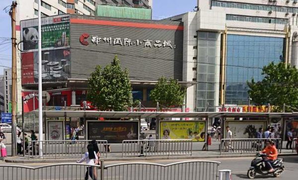 郑州12路公交车