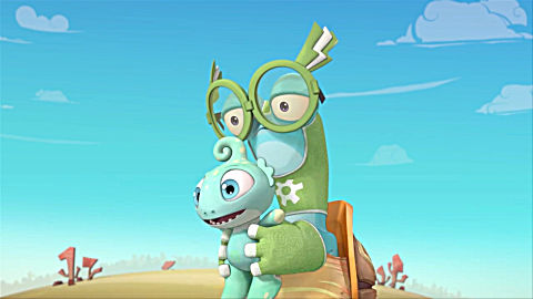 蛋计划:土豆 b>用摄像机拍视频 /b>,可把食蛋兽吓坏,以为大力被关里面