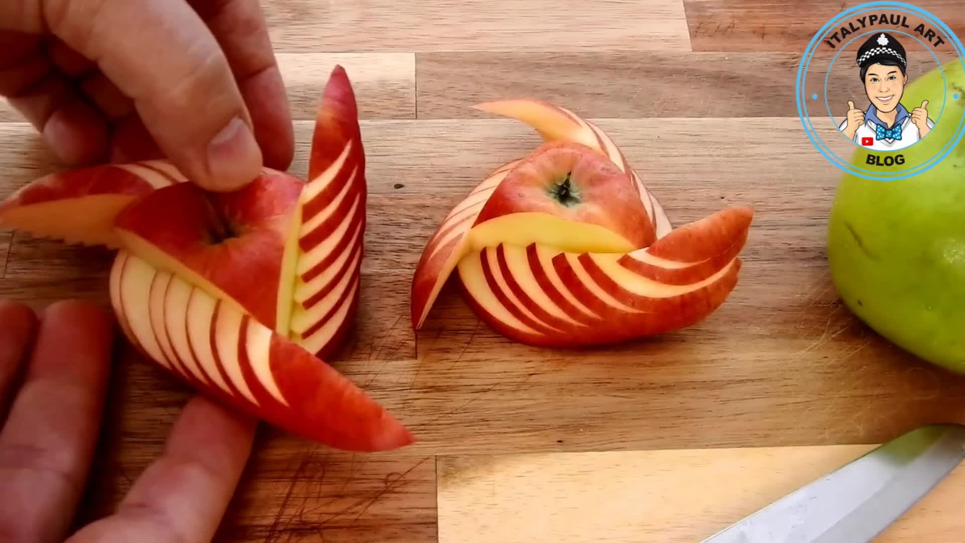 水果雕刻设计:创意苹果花