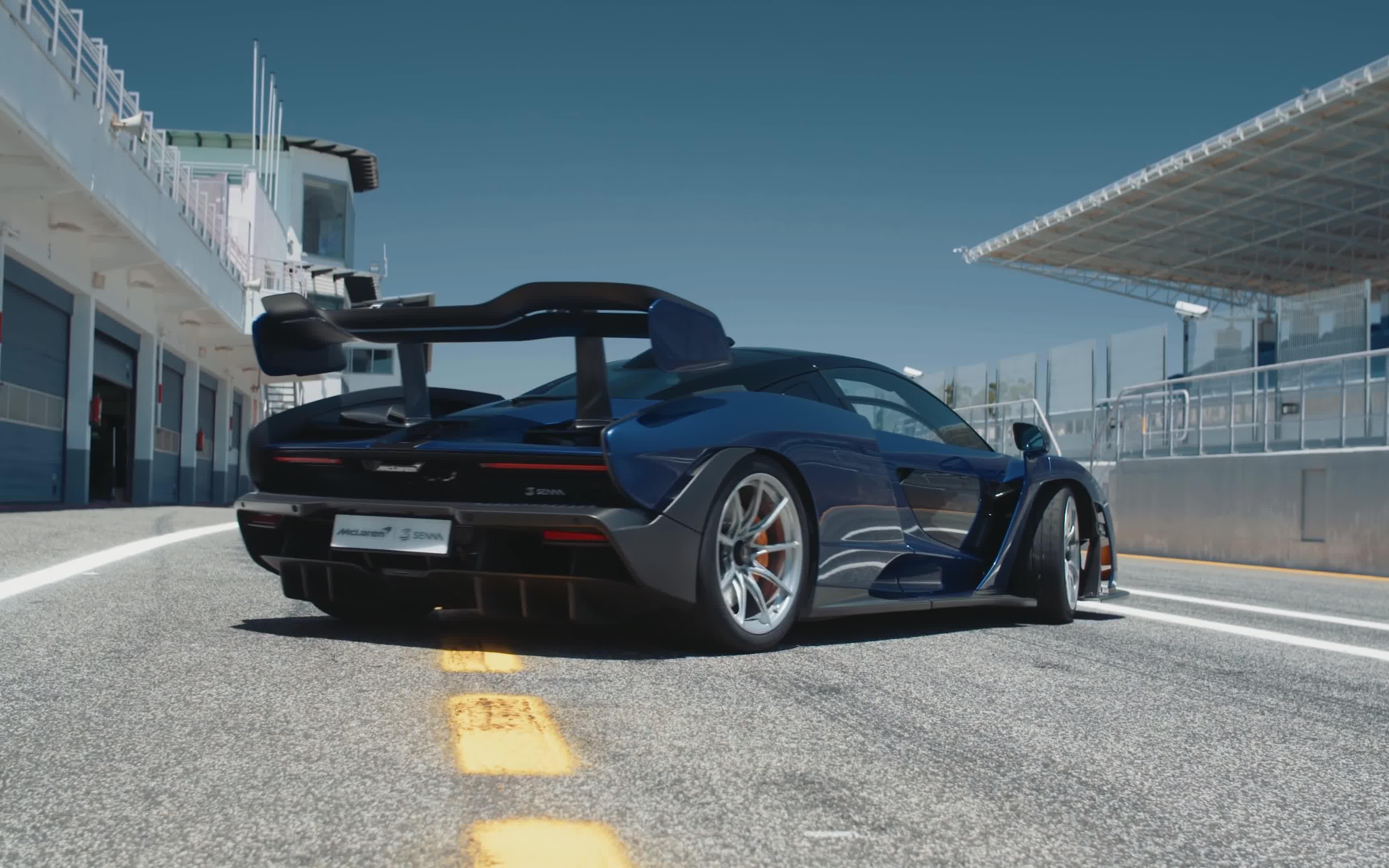 迈凯伦塞纳 - 赛道日回顾 - carfection (4k)