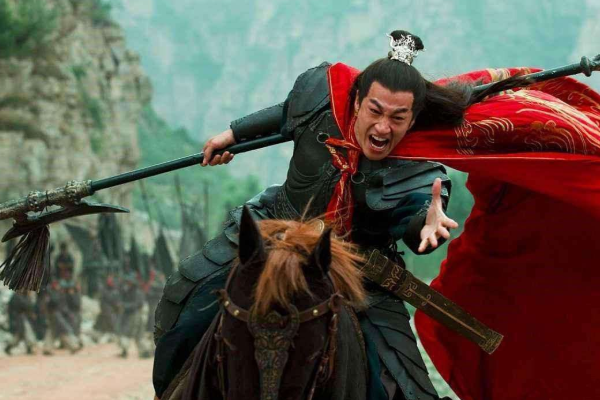 项羽的霸王戟300斤,关羽的青龙偃月刀82斤,是否证明今人体力不如古人?