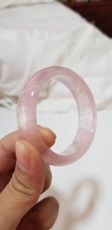 在西安买的冰花芙蓉玉 花了两千八百多 看看值吗?有鉴定书