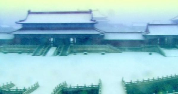 跪求步步惊心片头曲中故宫的雪景图,越清晰越