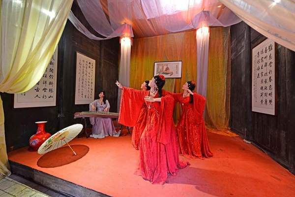 古代青楼是如何选拔花魁的?若想买一个回家需要花费多少?