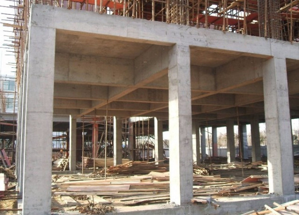 扩展资料: 区别: 框支梁与框支柱用于转换层,如下部为框架结构,上部为