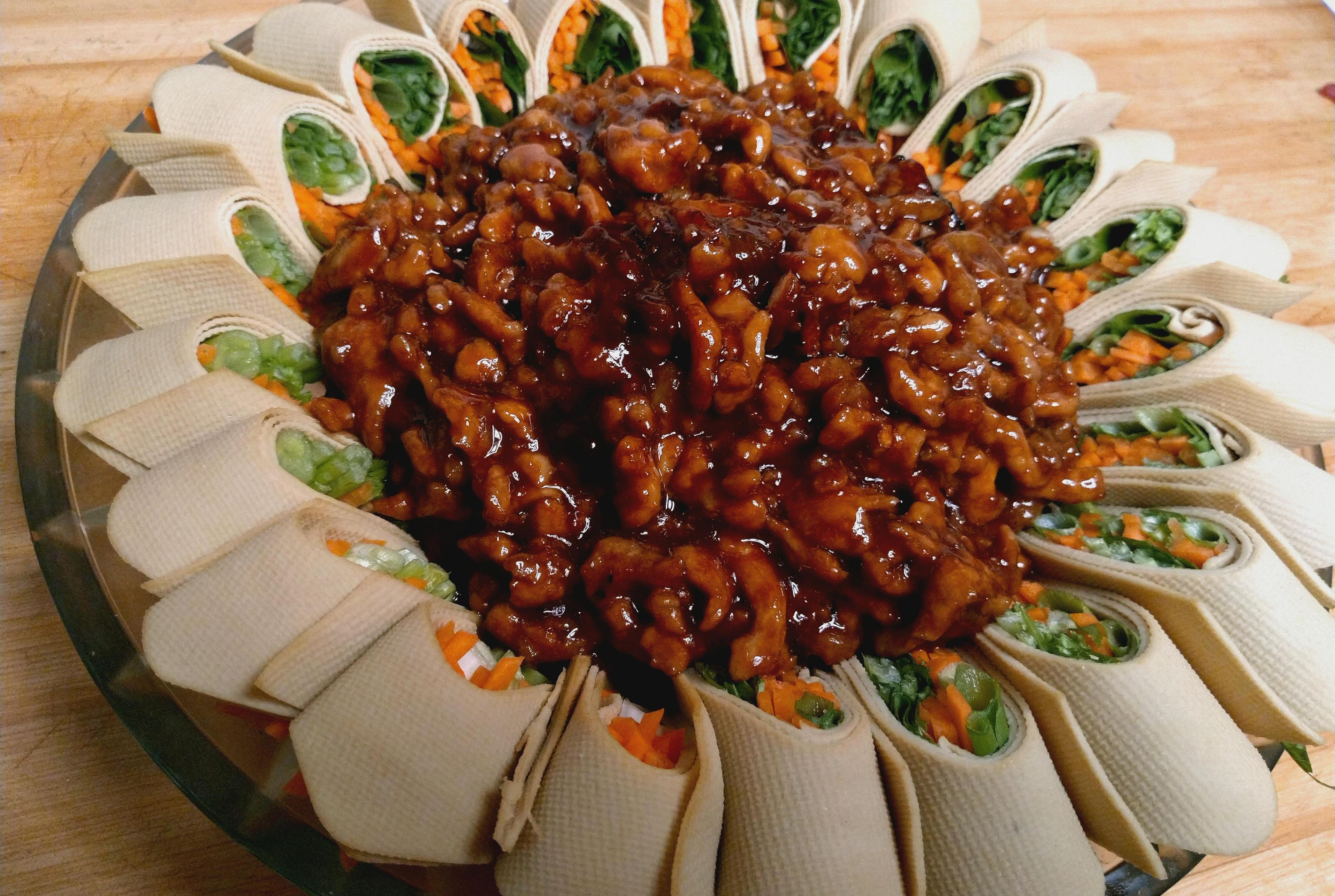 视频:教你京酱肉丝的正确做法,肉丝嫩滑,口感纯正,摆盘像花一样漂亮