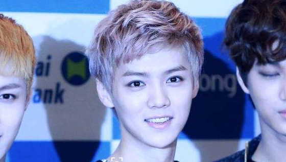 鹿晗是什么时候出道